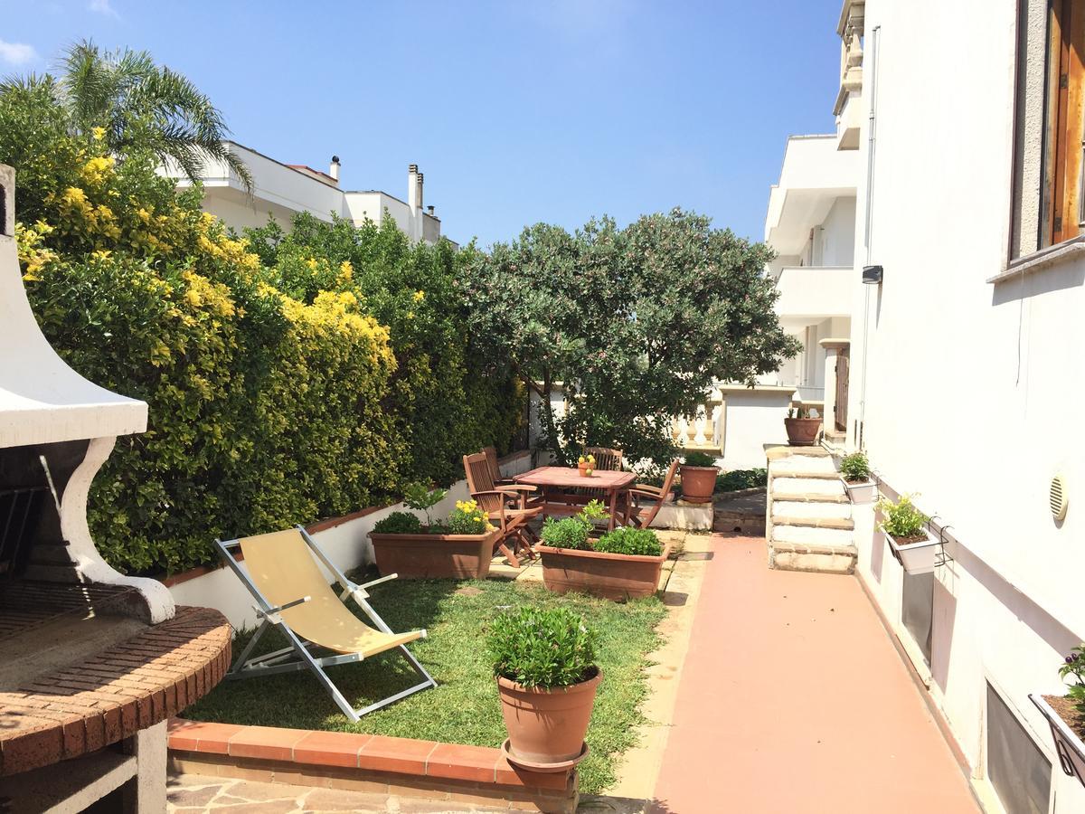 Casa Vacanza Zia Dani Castro  Εξωτερικό φωτογραφία